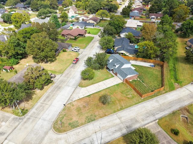 12306 Old River Drive, Baytown, TX 77523