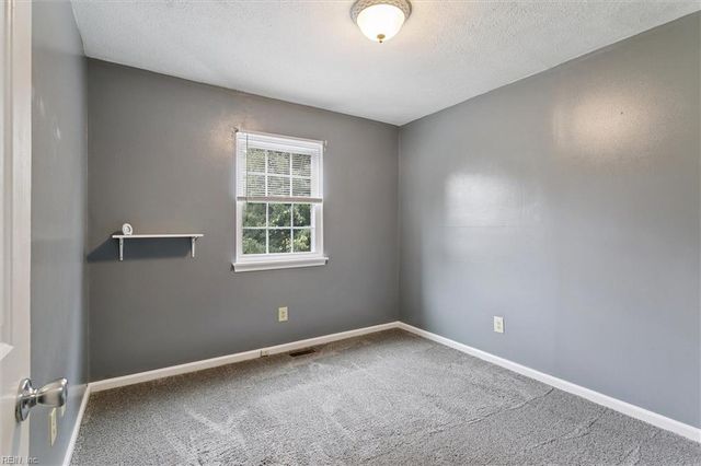 1641 Skiffes Creek CIR, Williamsburg, VA 23185
