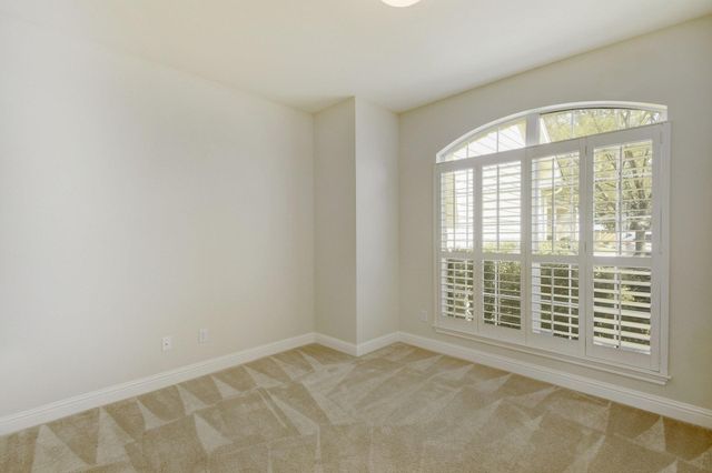 1821 Village Oak CT, Austin, TX 78704