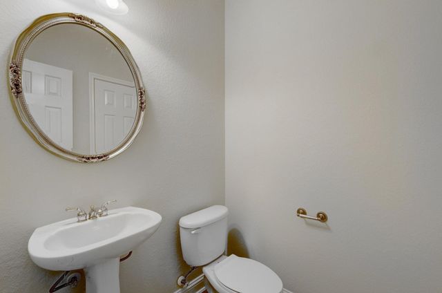 1821 Village Oak CT, Austin, TX 78704