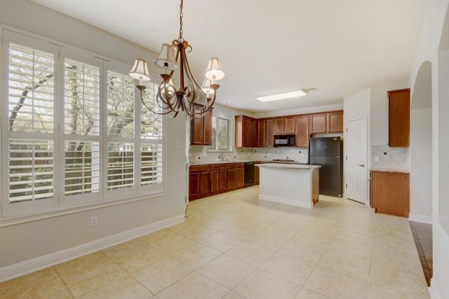 1821 Village Oak CT, Austin, TX 78704