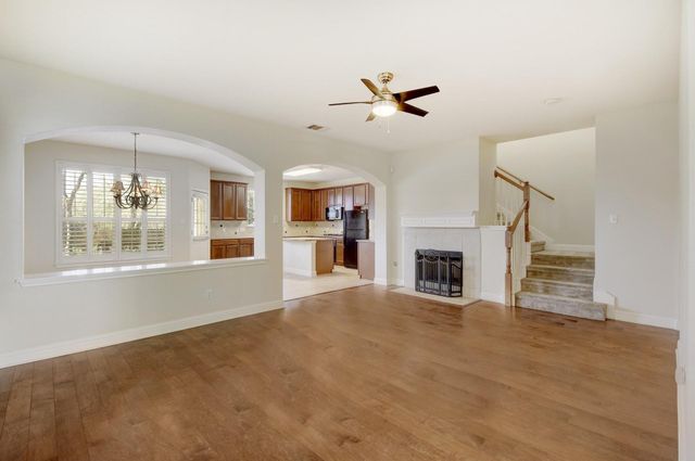 1821 Village Oak CT, Austin, TX 78704