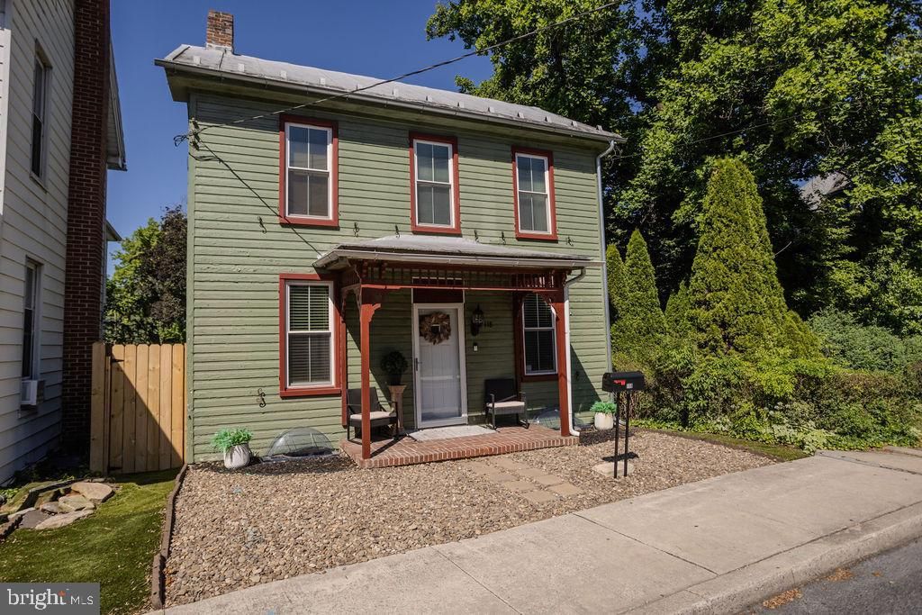118 N PRINCE ST, Shippensburg, PA 17257