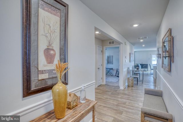 242 SEDMONT CIR, Smyrna, DE 19977
