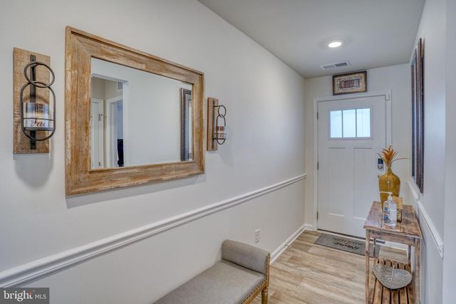 242 SEDMONT CIR, Smyrna, DE 19977
