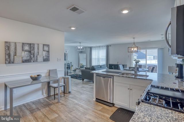 242 SEDMONT CIR, Smyrna, DE 19977