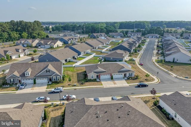 242 SEDMONT CIR, Smyrna, DE 19977