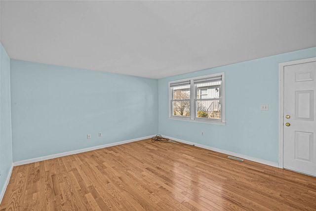 31 Bluestone Dr Unit 31, Nashua, NH 03060