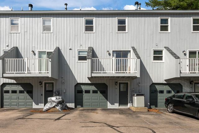 31 Bluestone Dr Unit 31, Nashua, NH 03060