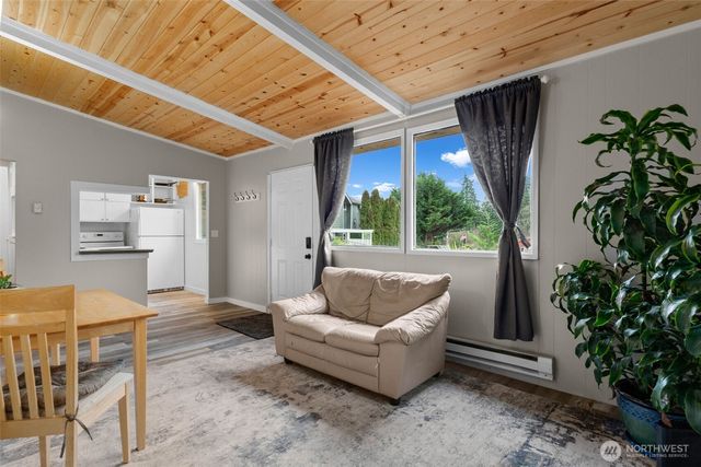 11285 SE Southworth Drive, Port Orchard, WA 98366