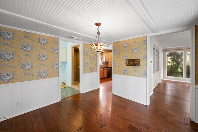 1235 Lexington Square, Corsicana, TX 75110