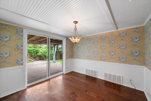 1235 Lexington Square, Corsicana, TX 75110