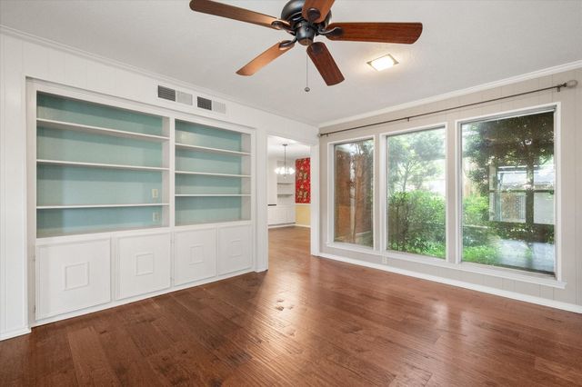 1235 Lexington Square, Corsicana, TX 75110