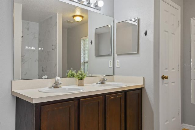 2012 KNOLLCREST DRIVE, Clermont, FL 34711