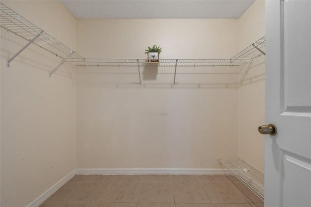 2012 KNOLLCREST DRIVE, Clermont, FL 34711