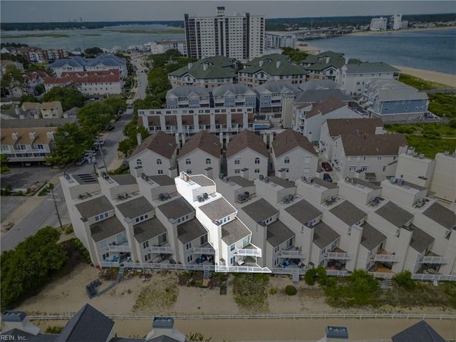 2328 Bays Edge AVE, Virginia Beach, VA 23451