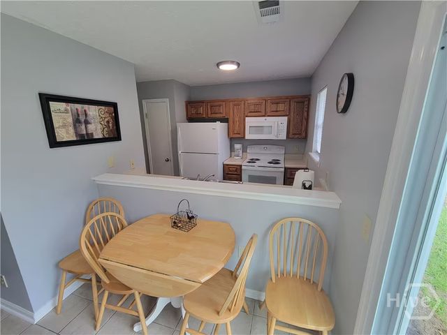 213 Redan Drive, Savannah, GA 31410