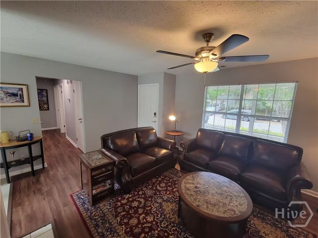 213 Redan Drive, Savannah, GA 31410