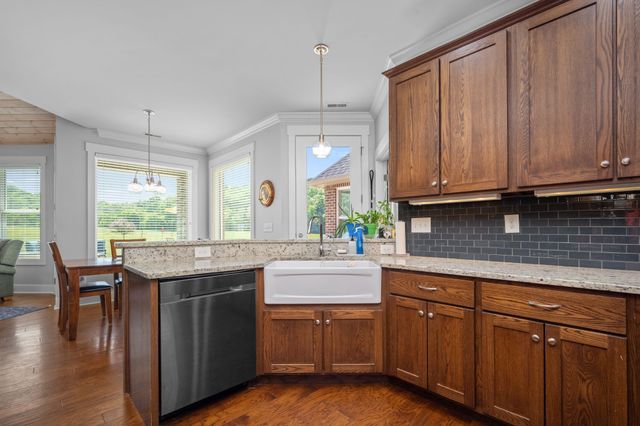 50 Bill Edde Rd, Belvidere, TN 37306