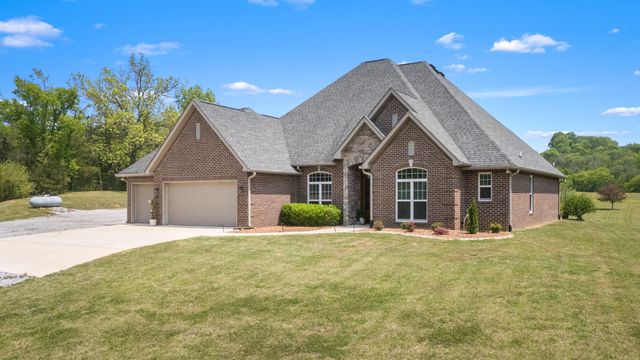 50 Bill Edde Rd, Belvidere, TN 37306