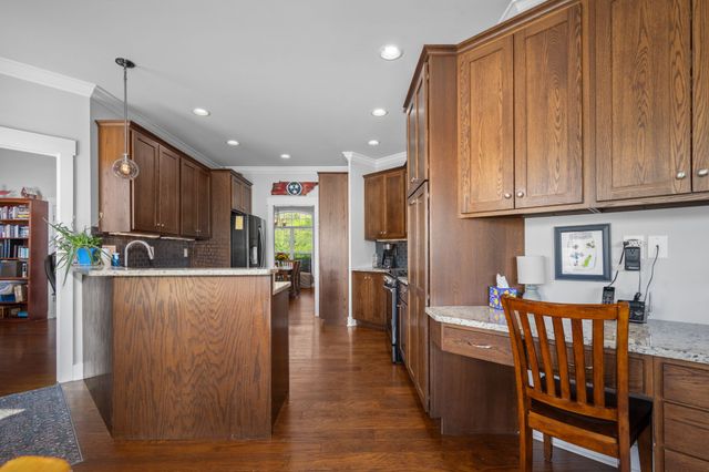 50 Bill Edde Rd, Belvidere, TN 37306