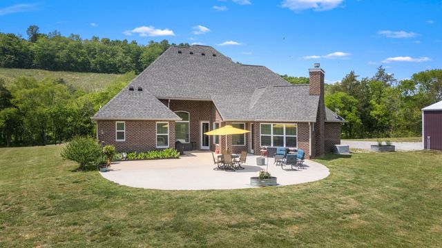 50 Bill Edde Rd, Belvidere, TN 37306