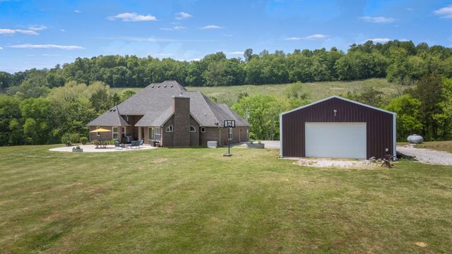 50 Bill Edde Rd, Belvidere, TN 37306