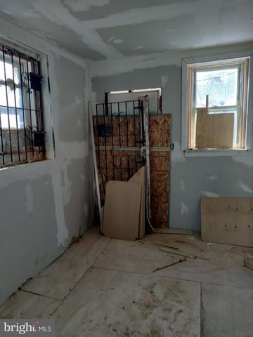 242 E MAYFIELD ST, Philadelphia, PA 19134