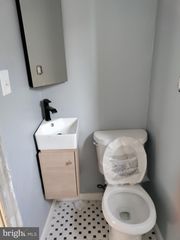 242 E MAYFIELD ST, Philadelphia, PA 19134