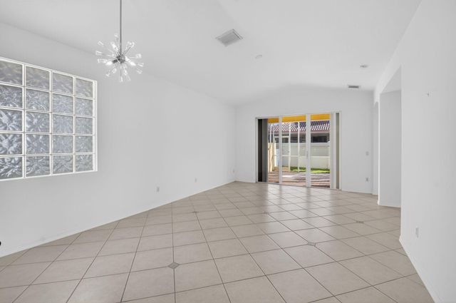 8324 Siciliano Street, Boynton Beach, FL 33472