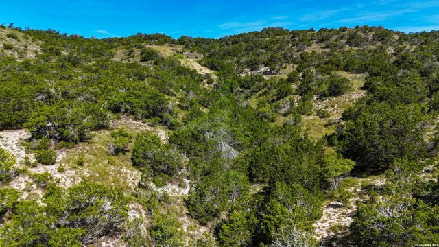 1215 MONTELL RD, Wimberley, TX 78676