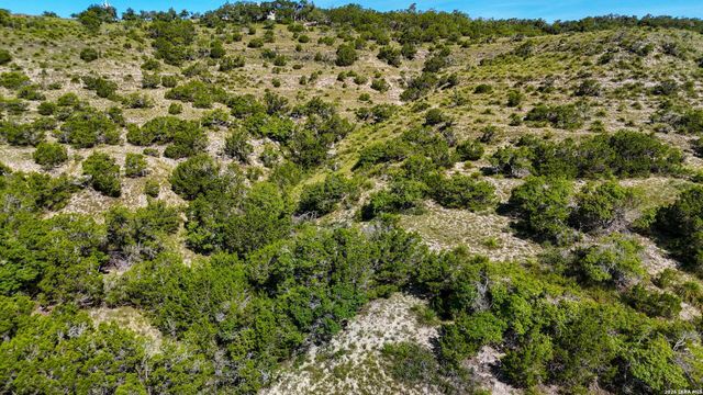1215 MONTELL RD, Wimberley, TX 78676