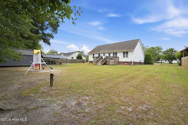 2472 Cardinal Avenue NW, Longwood, NC 28452