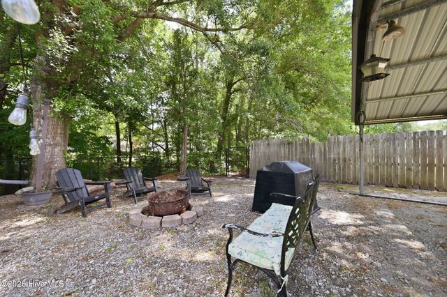 2472 Cardinal Avenue NW, Longwood, NC 28452