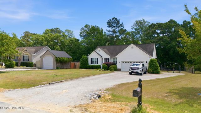 2472 Cardinal Avenue NW, Longwood, NC 28452