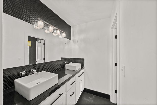 3501 Caballero Ln, Antelope, CA 95843