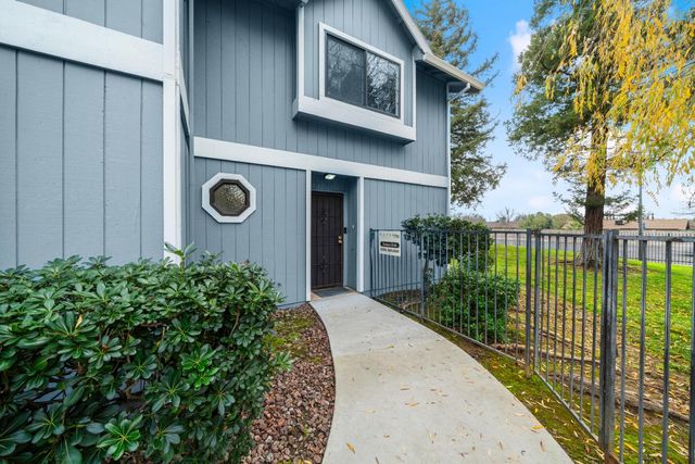 3501 Caballero Ln, Antelope, CA 95843