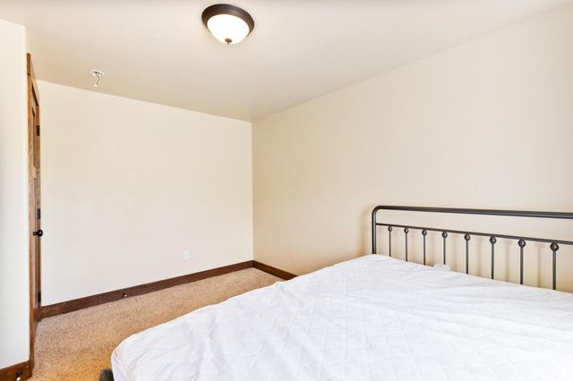 2029 S COTTAGE LN, Garden City, UT 84028