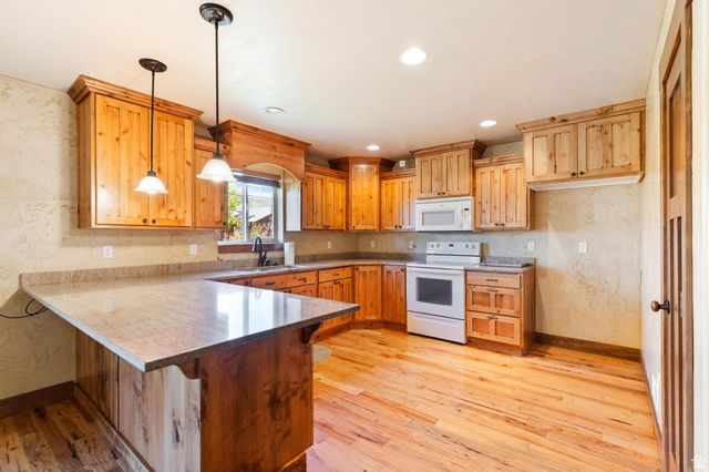 2029 S COTTAGE LN, Garden City, UT 84028