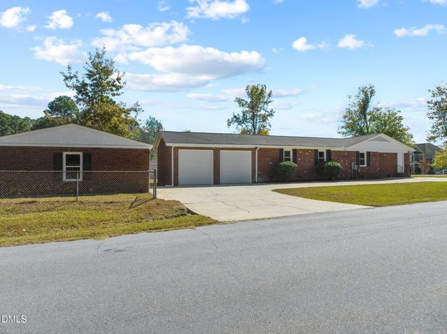 6501 Rock Service Station Road, Raleigh, NC 27603