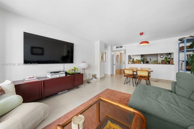 600 NE 36th St 1815, Miami, FL 33137