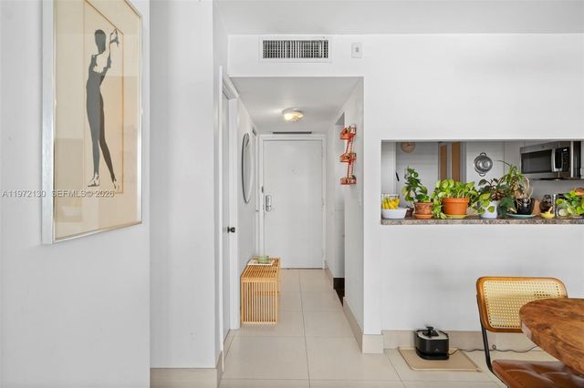 600 NE 36th St 1815, Miami, FL 33137