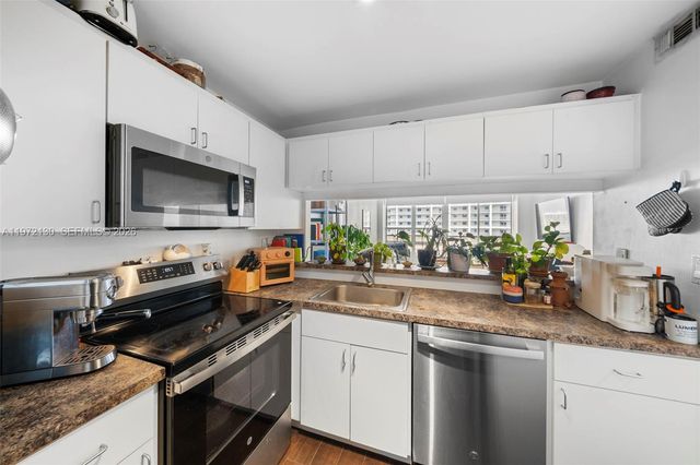 600 NE 36th St 1815, Miami, FL 33137