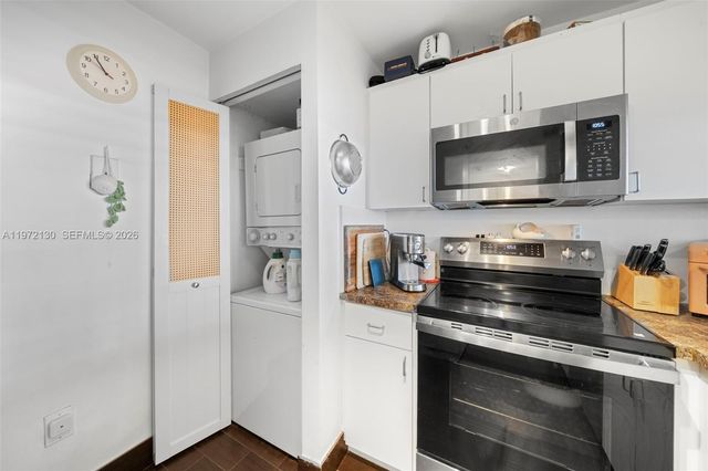 600 NE 36th St 1815, Miami, FL 33137