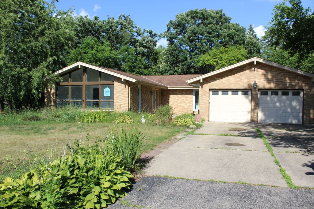 506 Stevens Court, Sleepy Hollow, IL 60118
