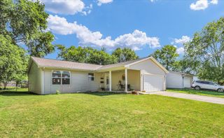 2310 E Country Squire Drive, Urbana, IL 61802