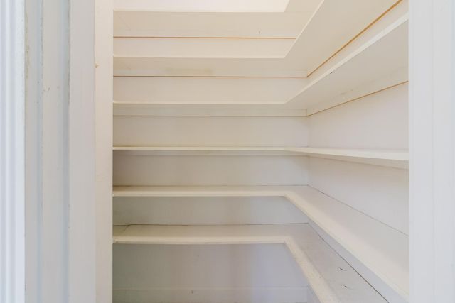 4919 Runway Dr, Fair Oaks, CA 95628