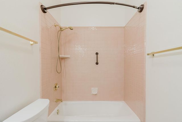 4919 Runway Dr, Fair Oaks, CA 95628