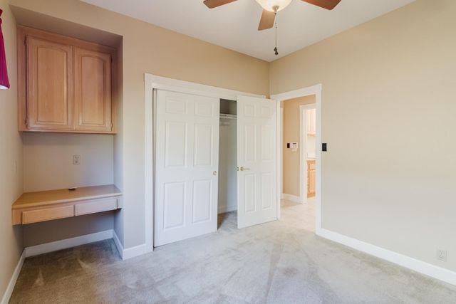 4919 Runway Dr, Fair Oaks, CA 95628