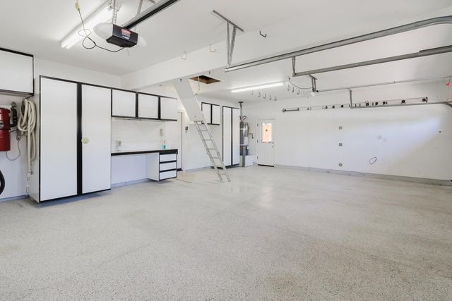 4919 Runway Dr, Fair Oaks, CA 95628